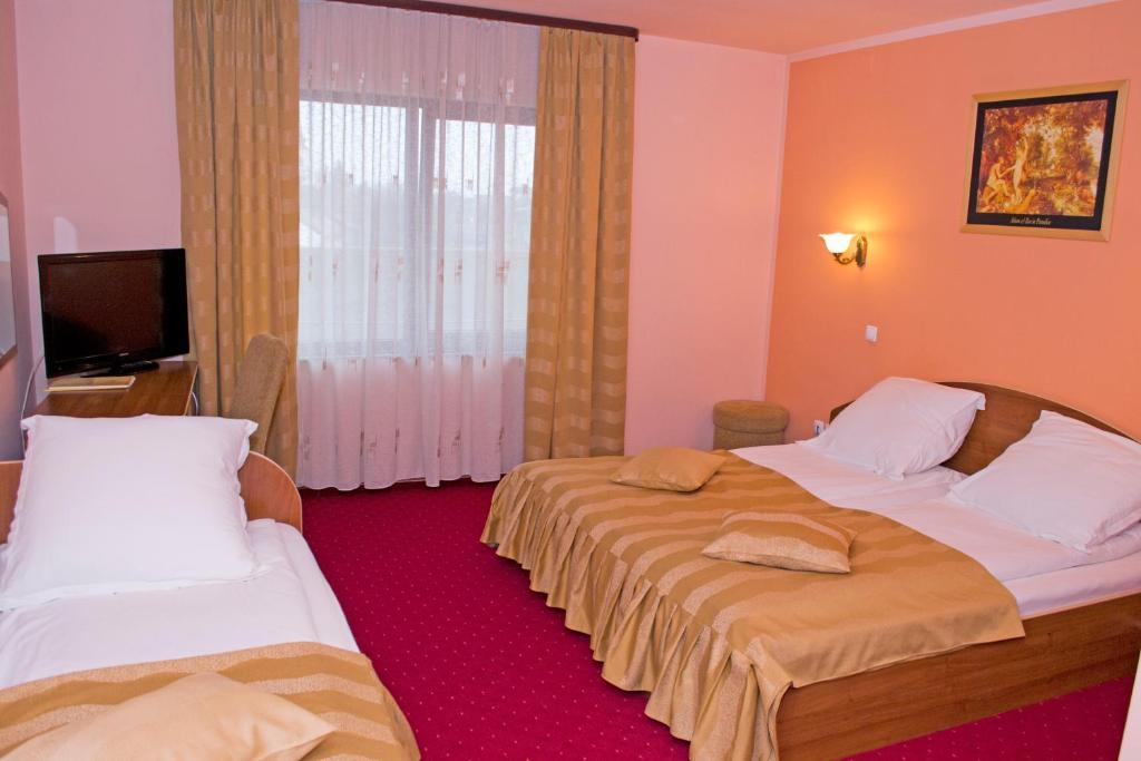 Hotel Xemar Arad Camera foto