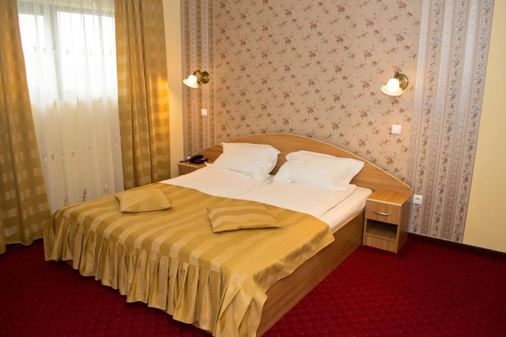 Hotel Xemar Arad Camera foto