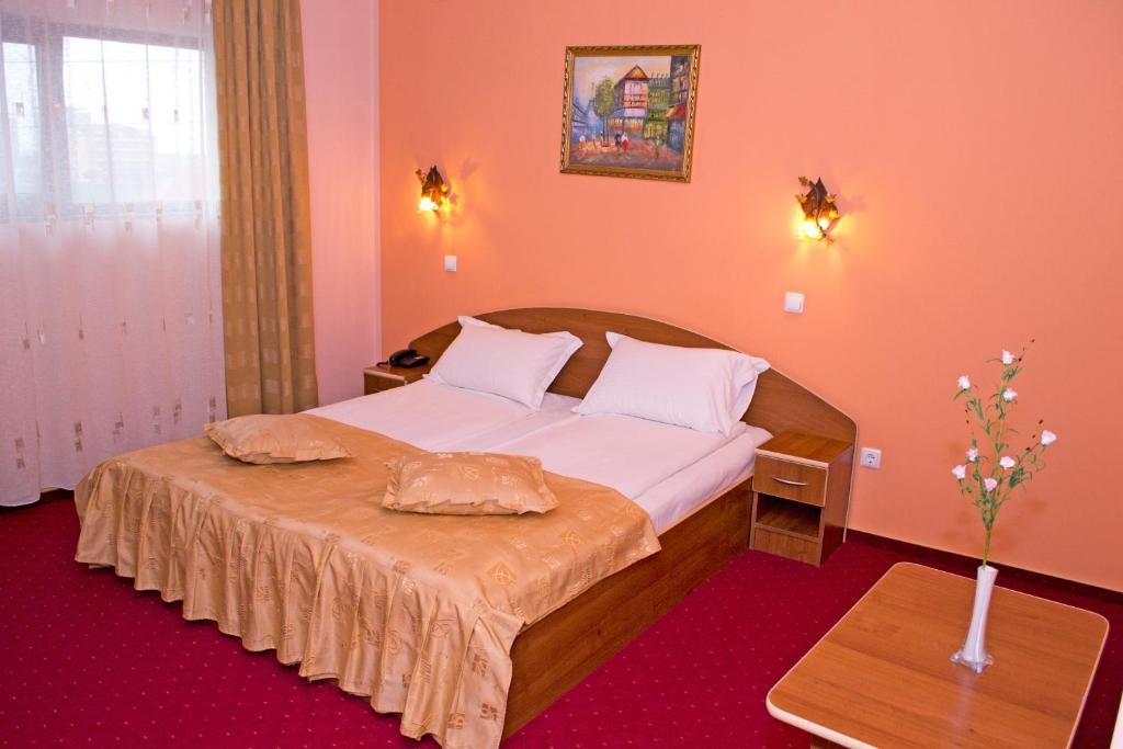 Hotel Xemar Arad Camera foto